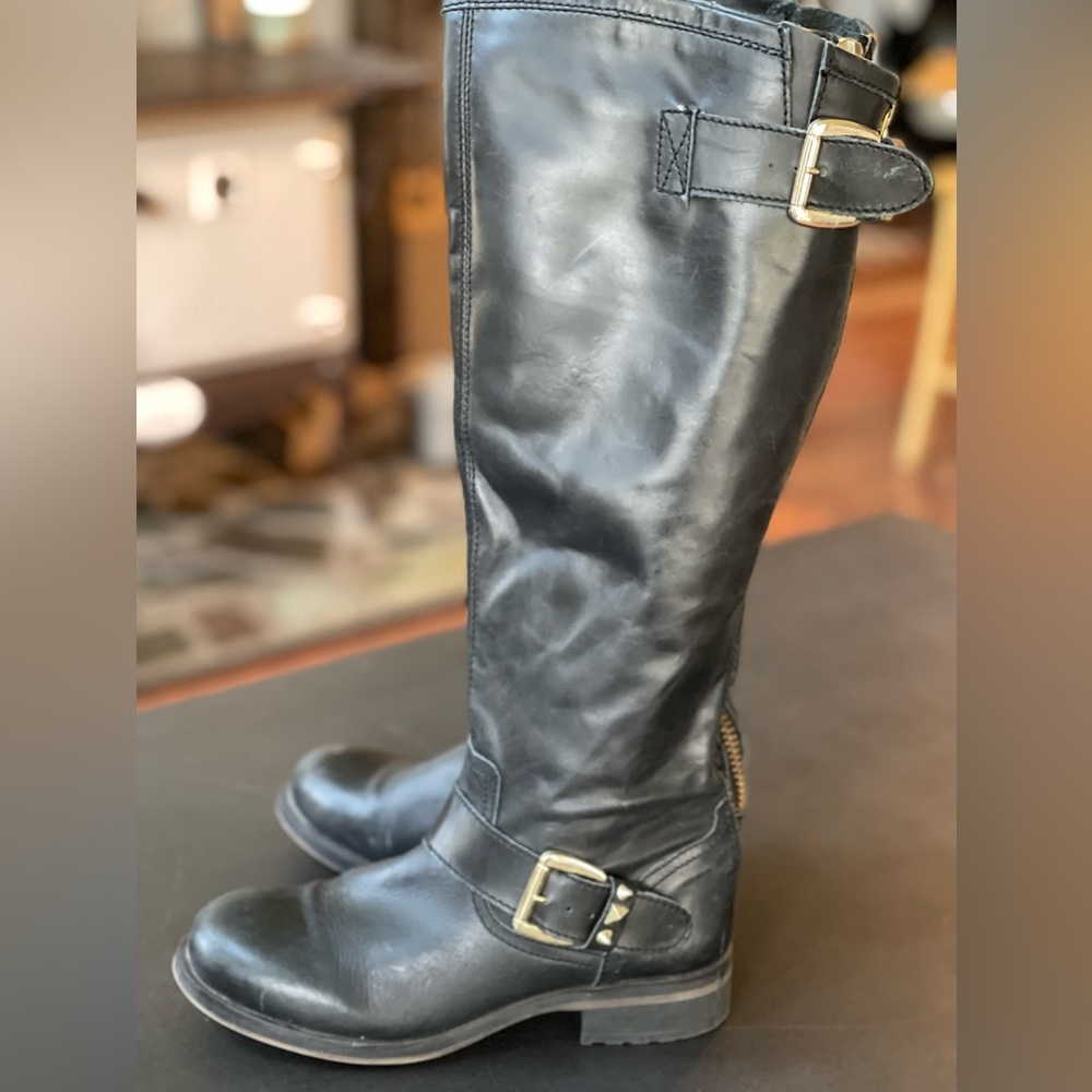 Steve Madden boots sz 9